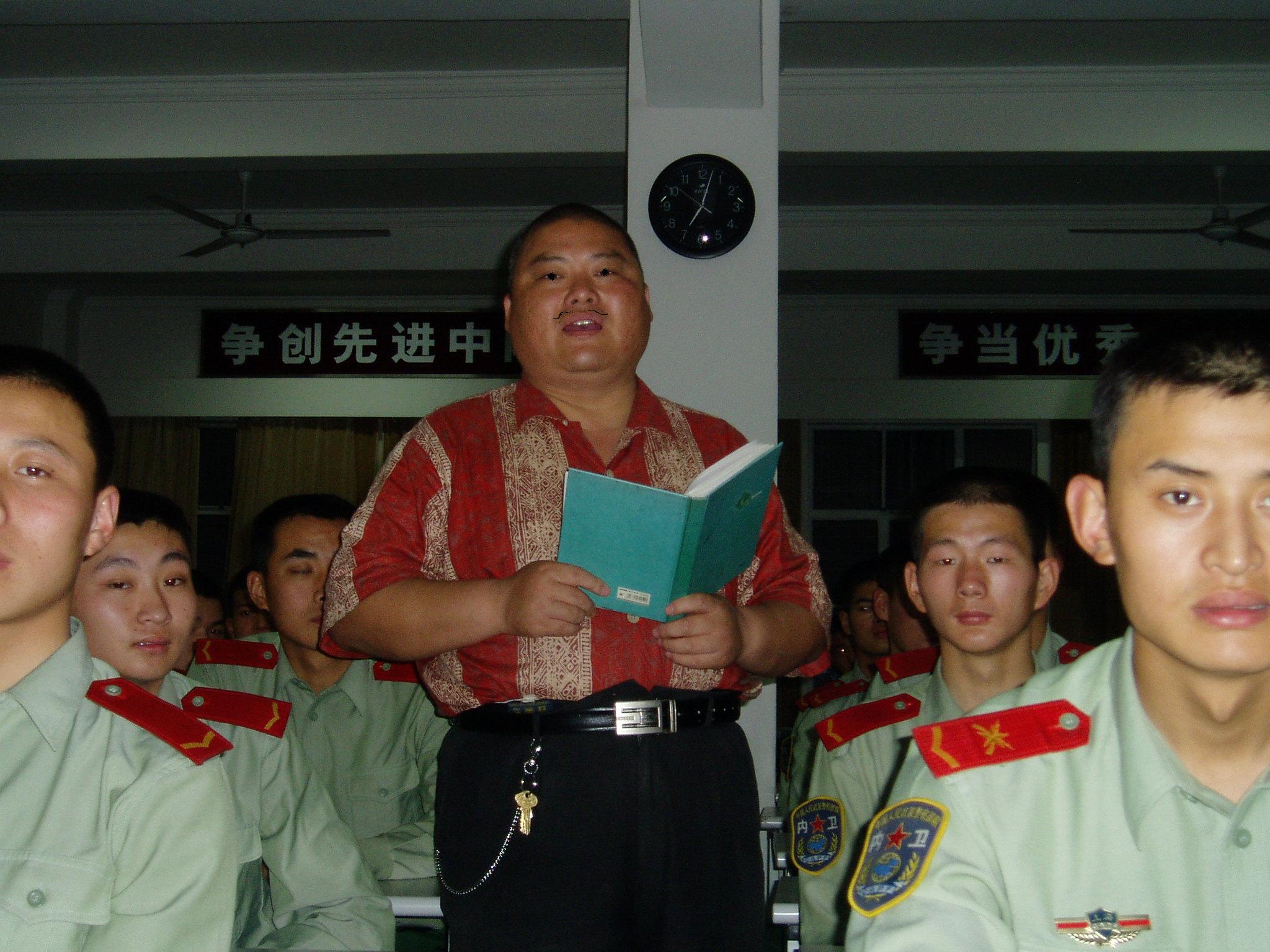 百度胖老师吧上海市公安局轨道交通分局石宇玉老师求救 百度图片搜索上海胖老师 百度图片搜索百度胖老师吧  ...