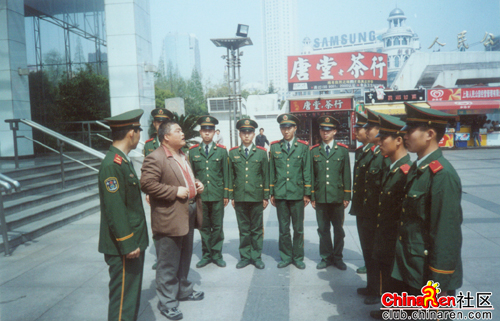 百度胖老师吧上海市公安局轨道交通分局石宇玉老师求救 百度图片搜索上海胖老师 百度图片搜索百度胖老师吧  ...